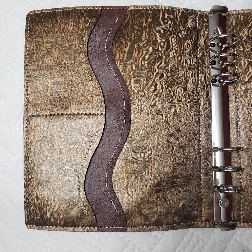 Sold Elsewhere - A5 Beetlejuice Planner - Picture 6 of 8